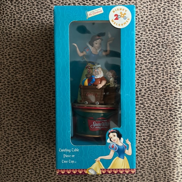 New In Box Snow White Twirling Table or Tree Top